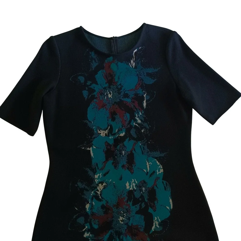 St. John Black Knit Sheath Dress Abstract Floral Intarsia Short Sleeve‎ Size 6